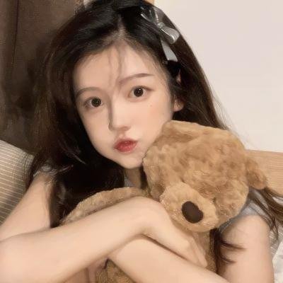 后备箱里的女孩